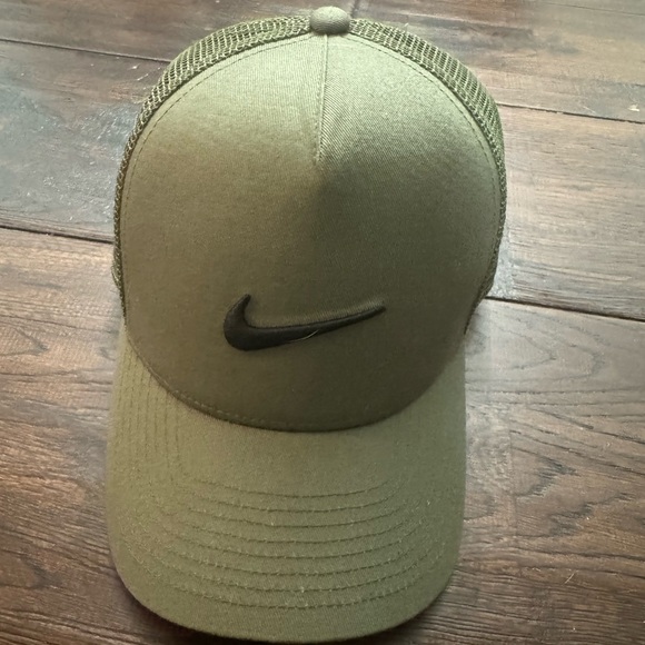 Mens Nike Olive Green Trucker Hat Size M/L - Picture 5 of 16